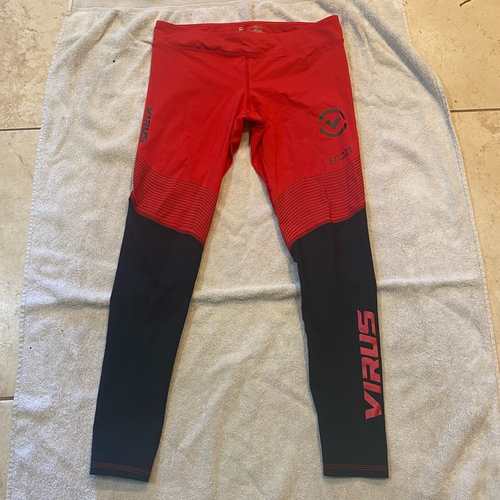 VIRUS compression leggings